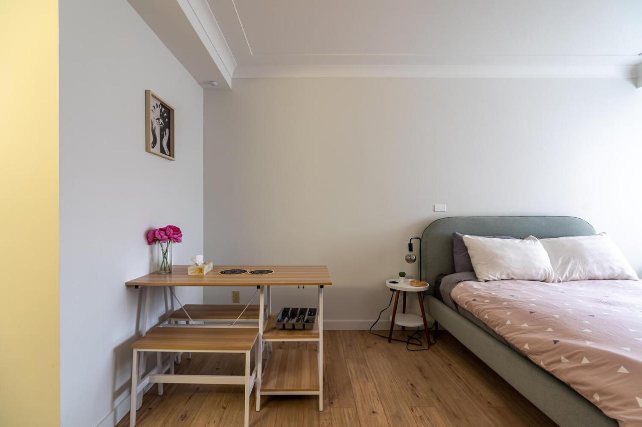 300 Trendy Studio #307 With Ac