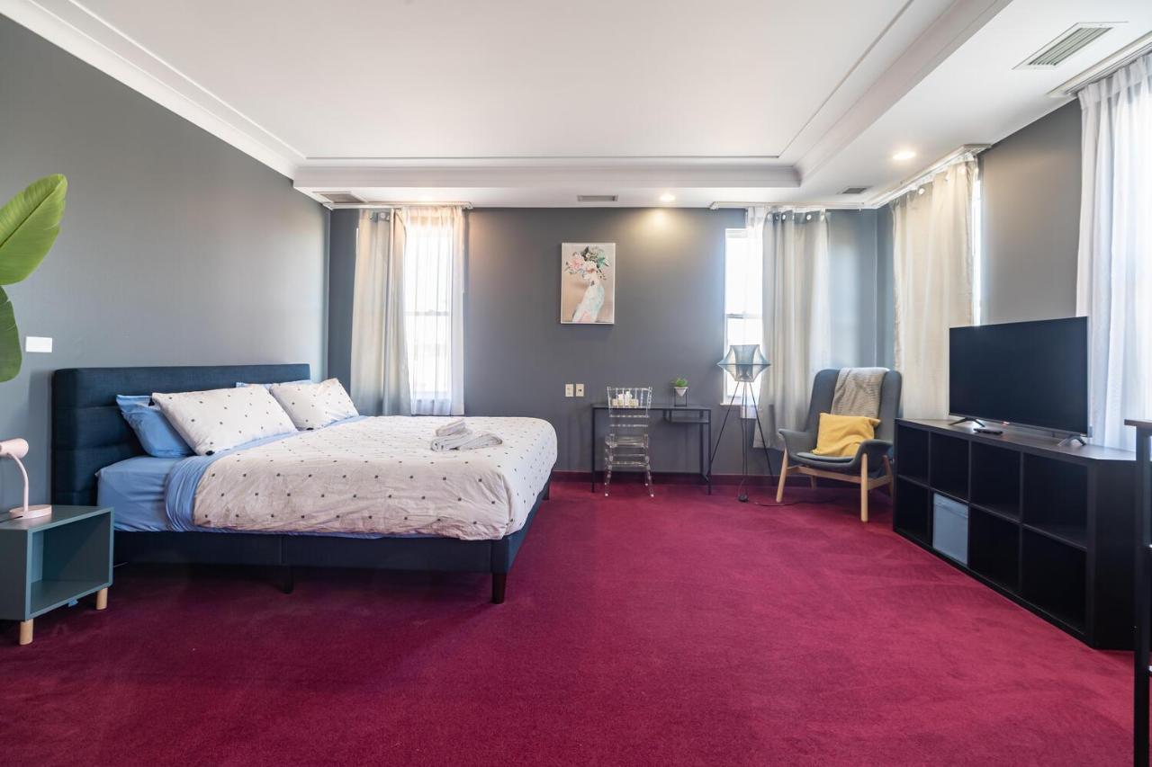 Hotel 300 Inviting Studio #402 With Ac