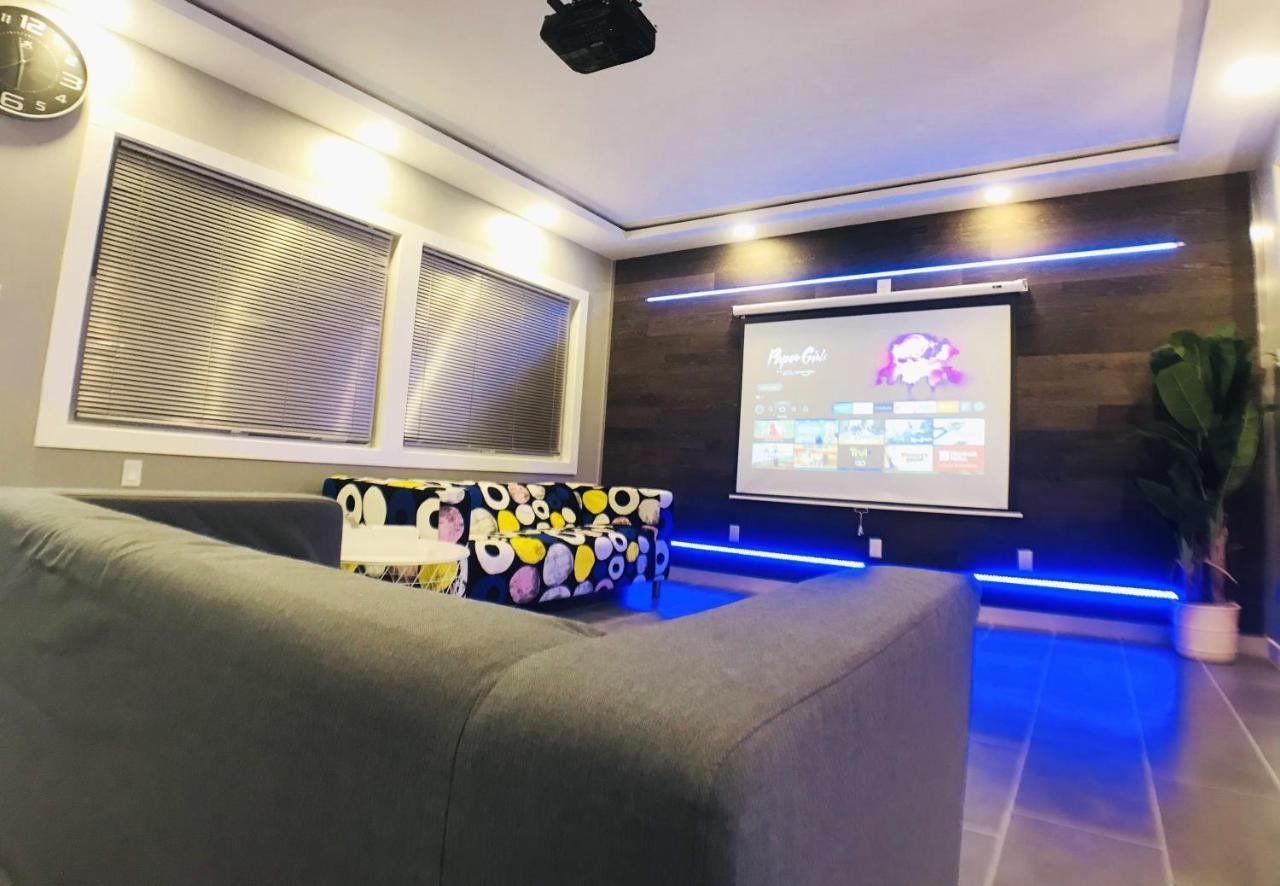 Apartment Modern, Cheerful 2bd 1br Apt+free Parking *