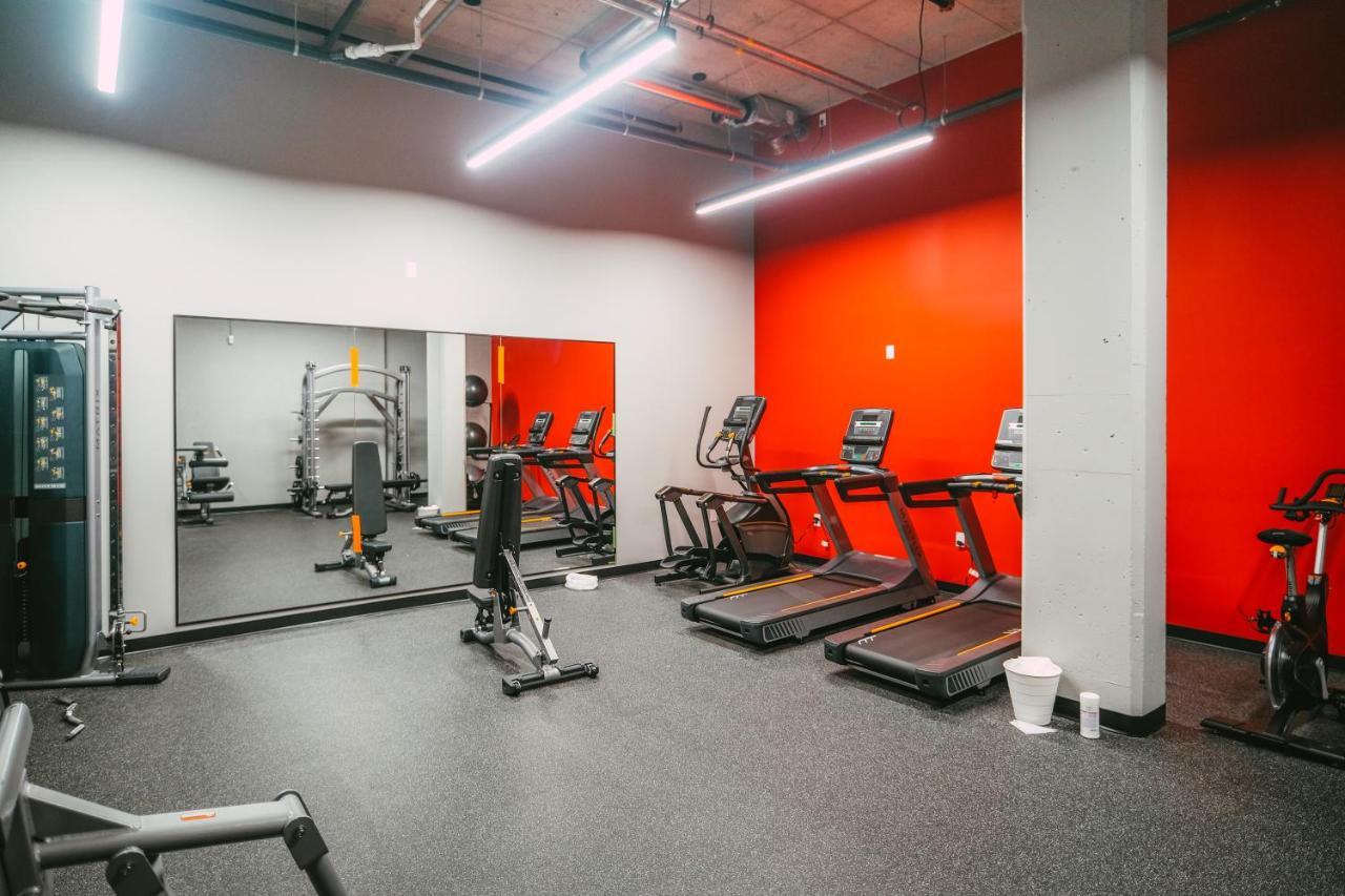*new* Luxury 2br Penthouse Apt In Halifax! Apartment