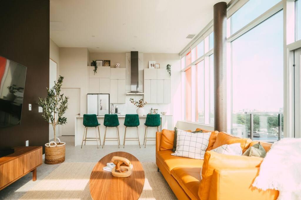 *new* Luxury 2br Penthouse Apt In Halifax! Apartment *