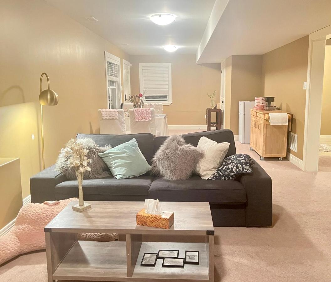 Cozy And Stylish Entire In Apartment