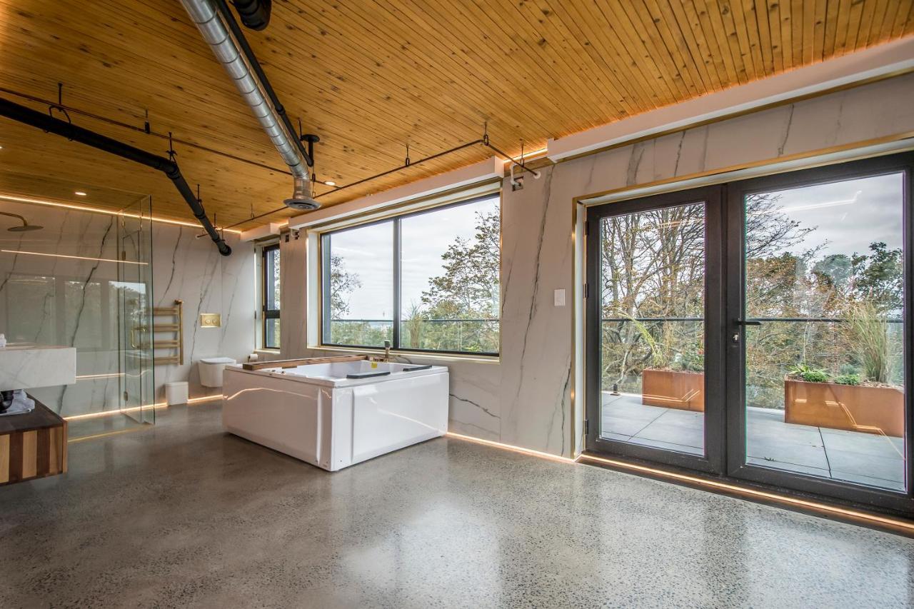 The Rooftop - Cozy Bed & Breakfast