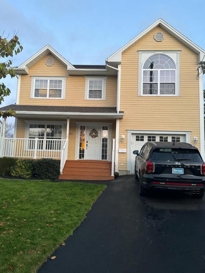 Cozy, Private Basement Apartment
