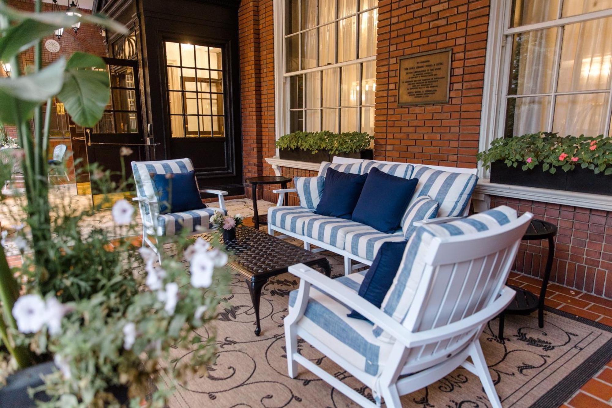 The Lord Nelson & Hotel 4*