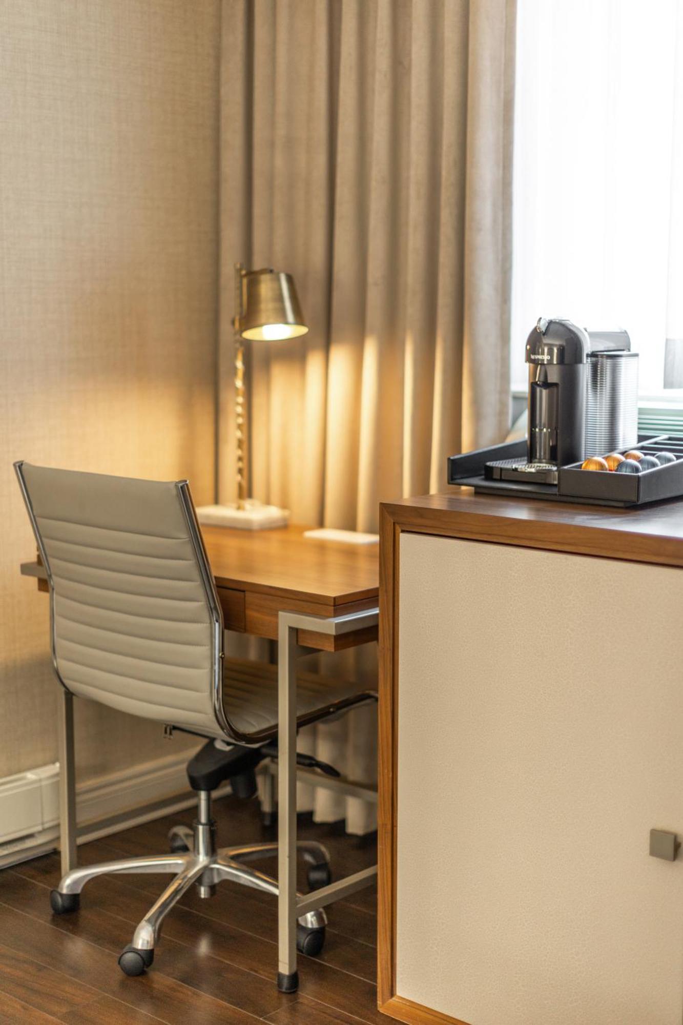 Hotel The Lord Nelson & 4*