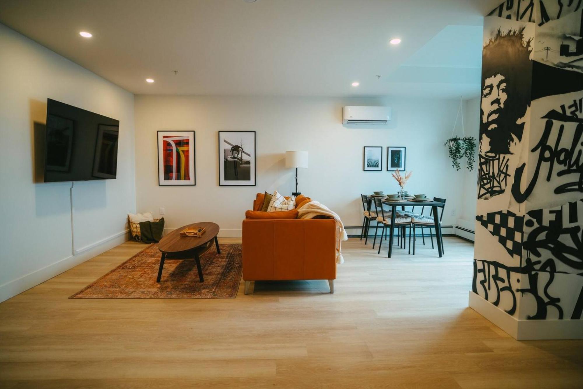 Apartment Chic Cozy Retreat - 2br - Stunning North End Views
