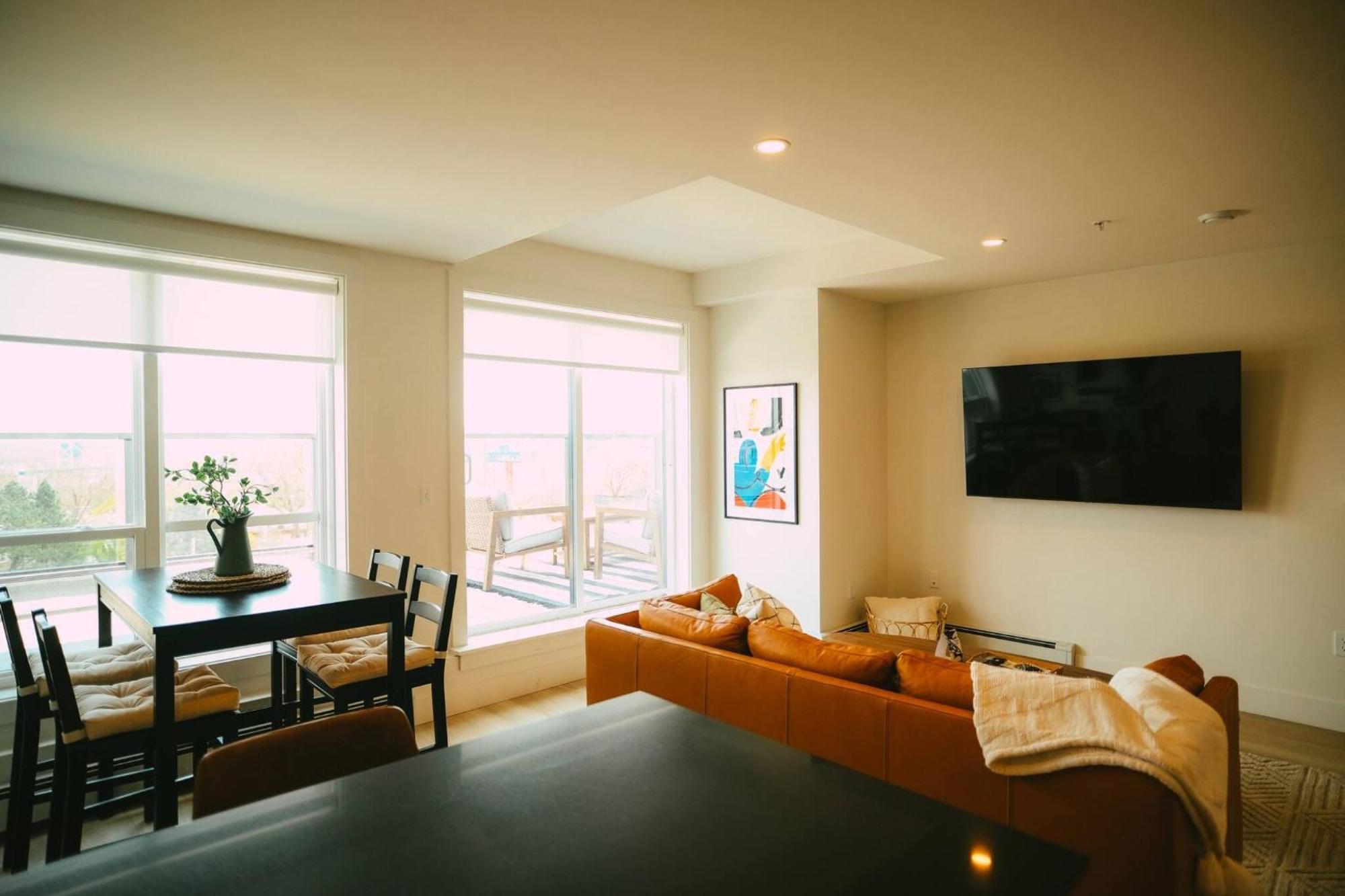 Apartment Chic Cozy Retreat - 2br - Stunning North End Views *