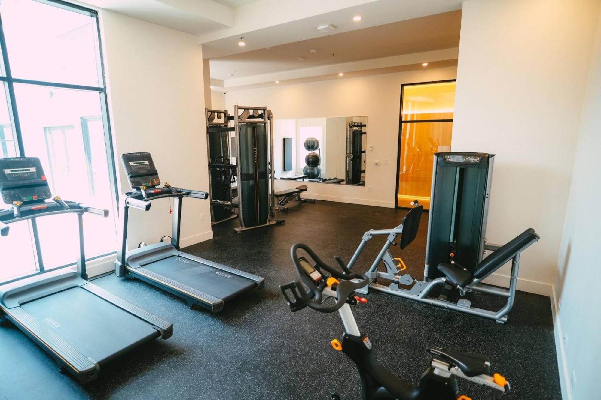 *new* Luxury 2br Penthouse Apt In Halifax!