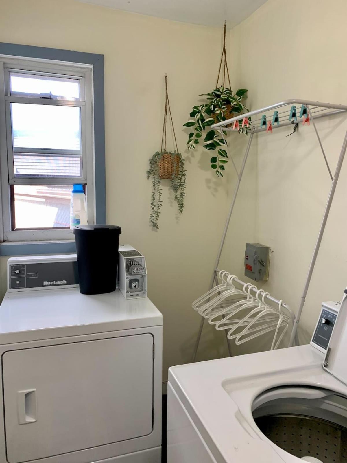 Comfortable Apt #4 With Office Space * Halifax