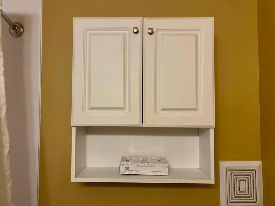 Holiday home Large Townhouse, Lower Floor With Ac, Center