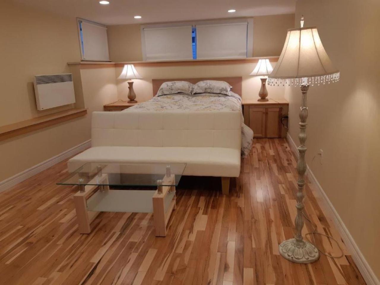 Guest house Comfy - Close To Everything Halifax