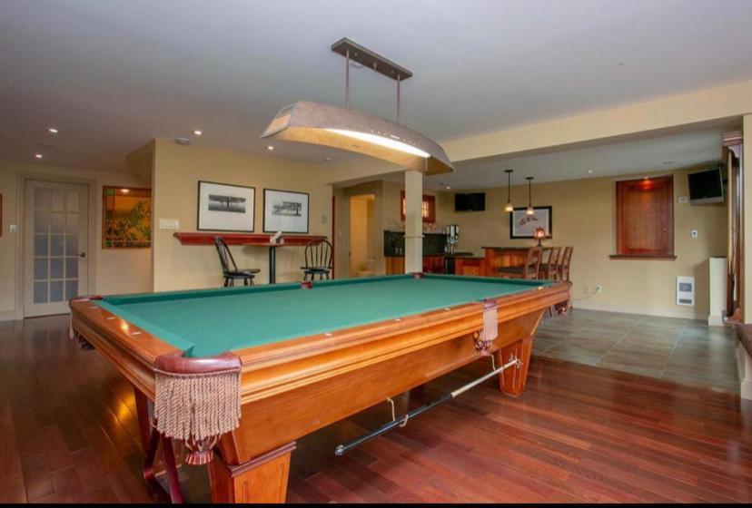 Luxury Bachelor By Waterfront -hot Tub