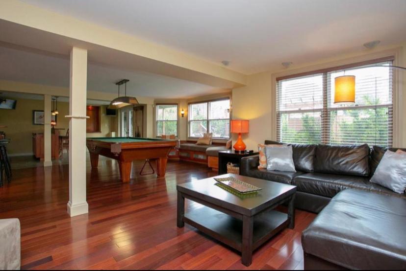 Luxury Bachelor By Waterfront -hot Tub Guest house