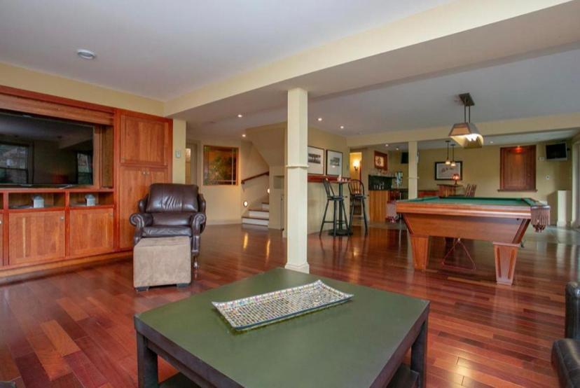 Guest house Luxury Bachelor By Waterfront -hot Tub *