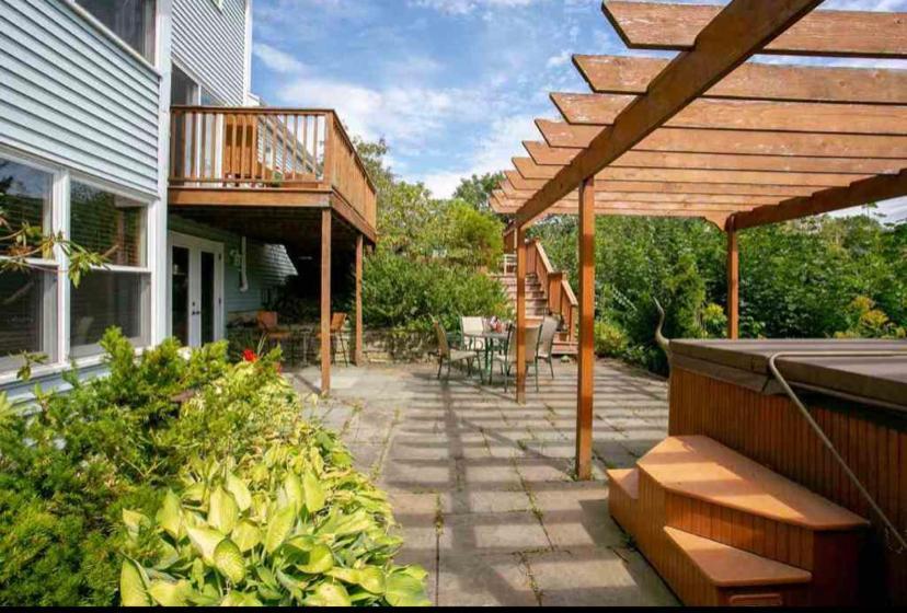Luxury Bachelor By Waterfront -hot Tub Guest house