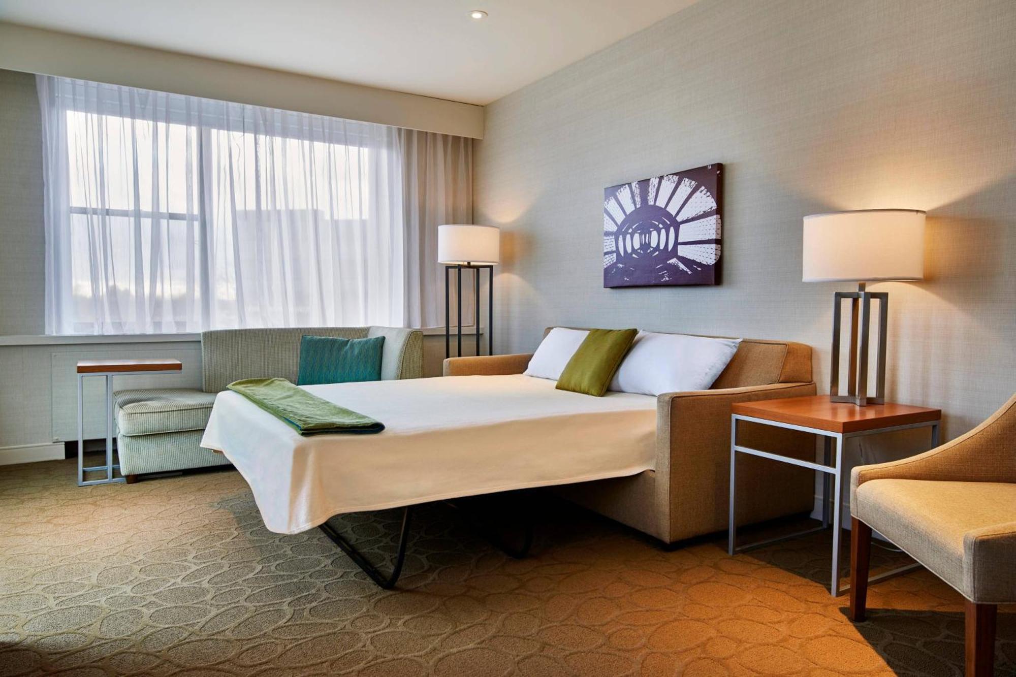 Hotel Delta By Marriott Dartmouth 4*