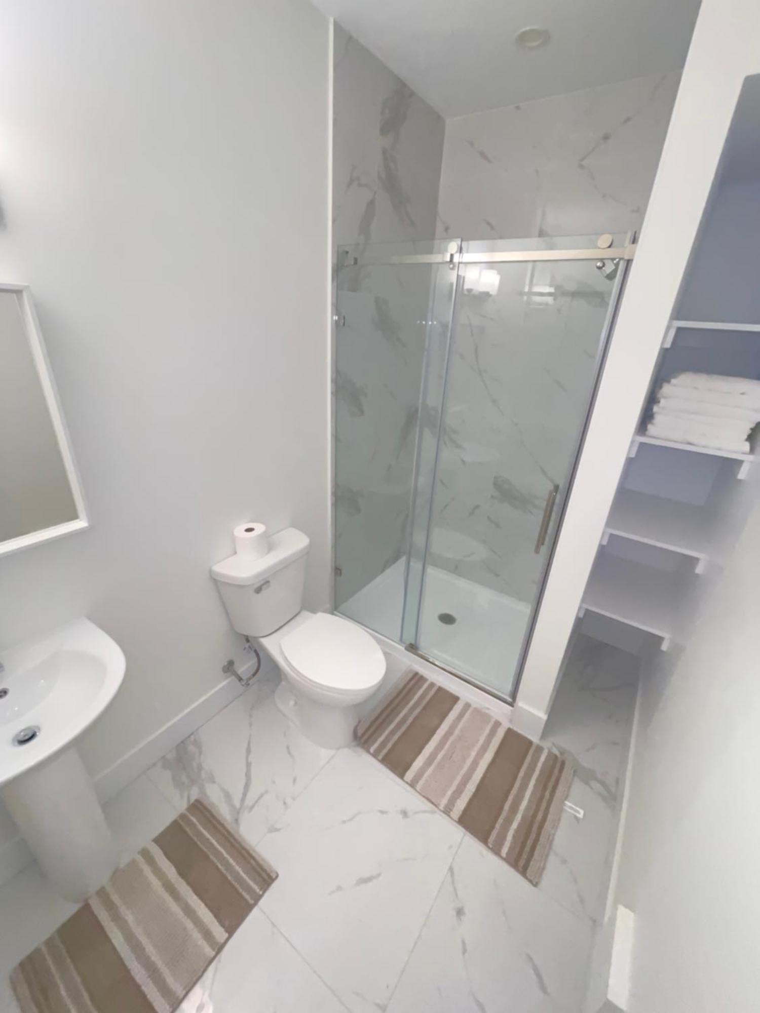 1-bedroom Basement Apartment *