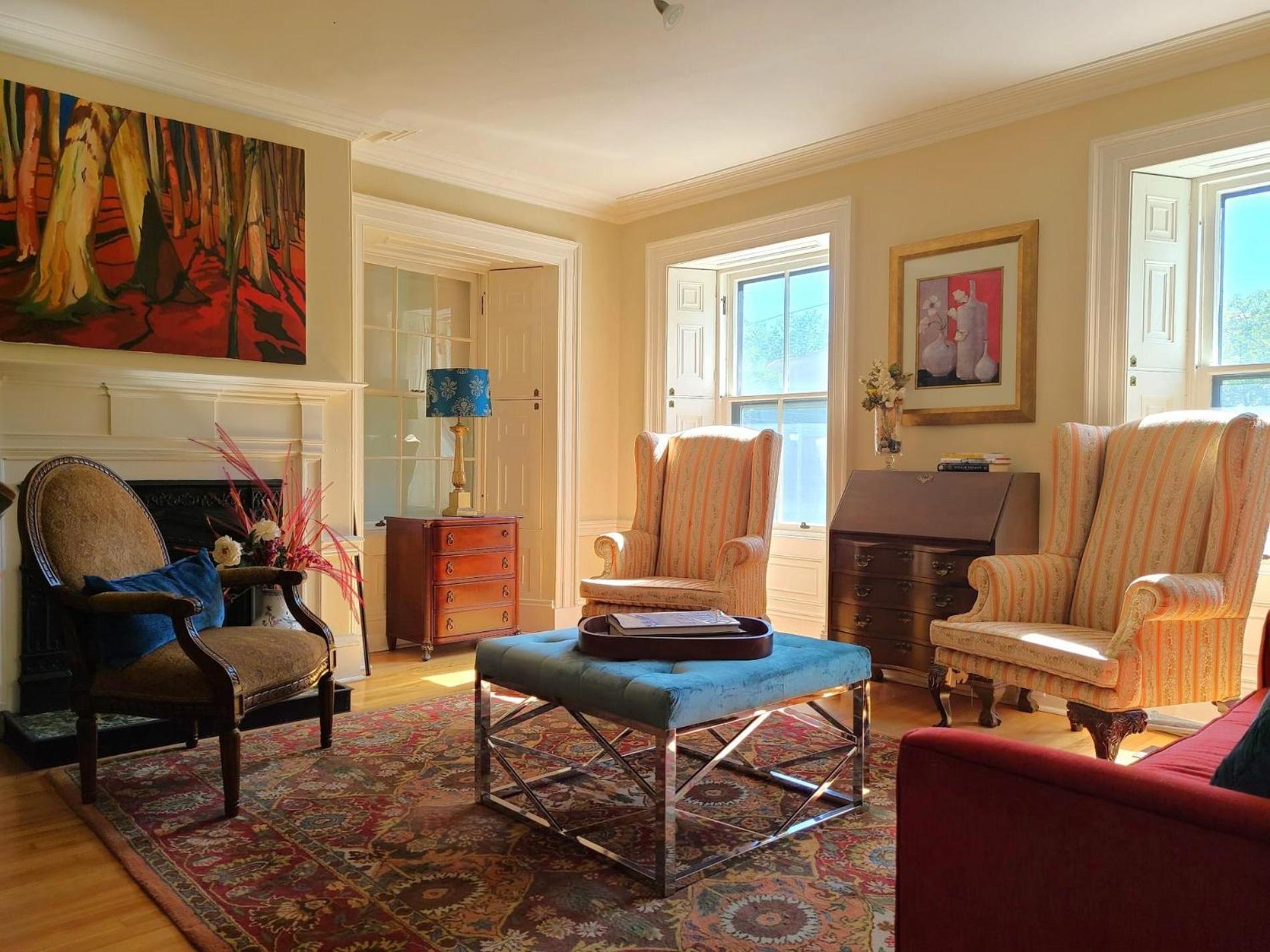 Iconic Luxurious Downtown Building History Galore