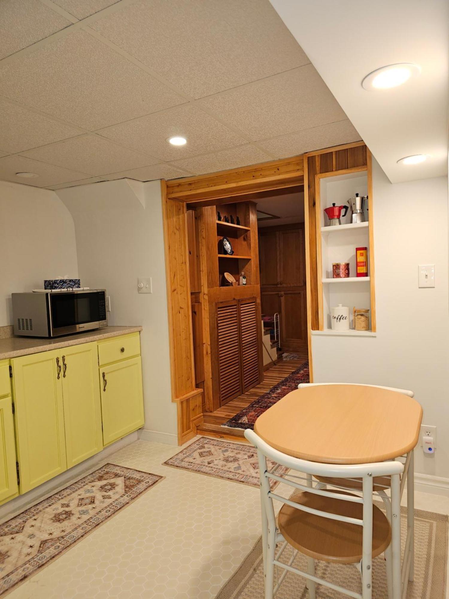 Guest house Comfy - Close To Everything Halifax