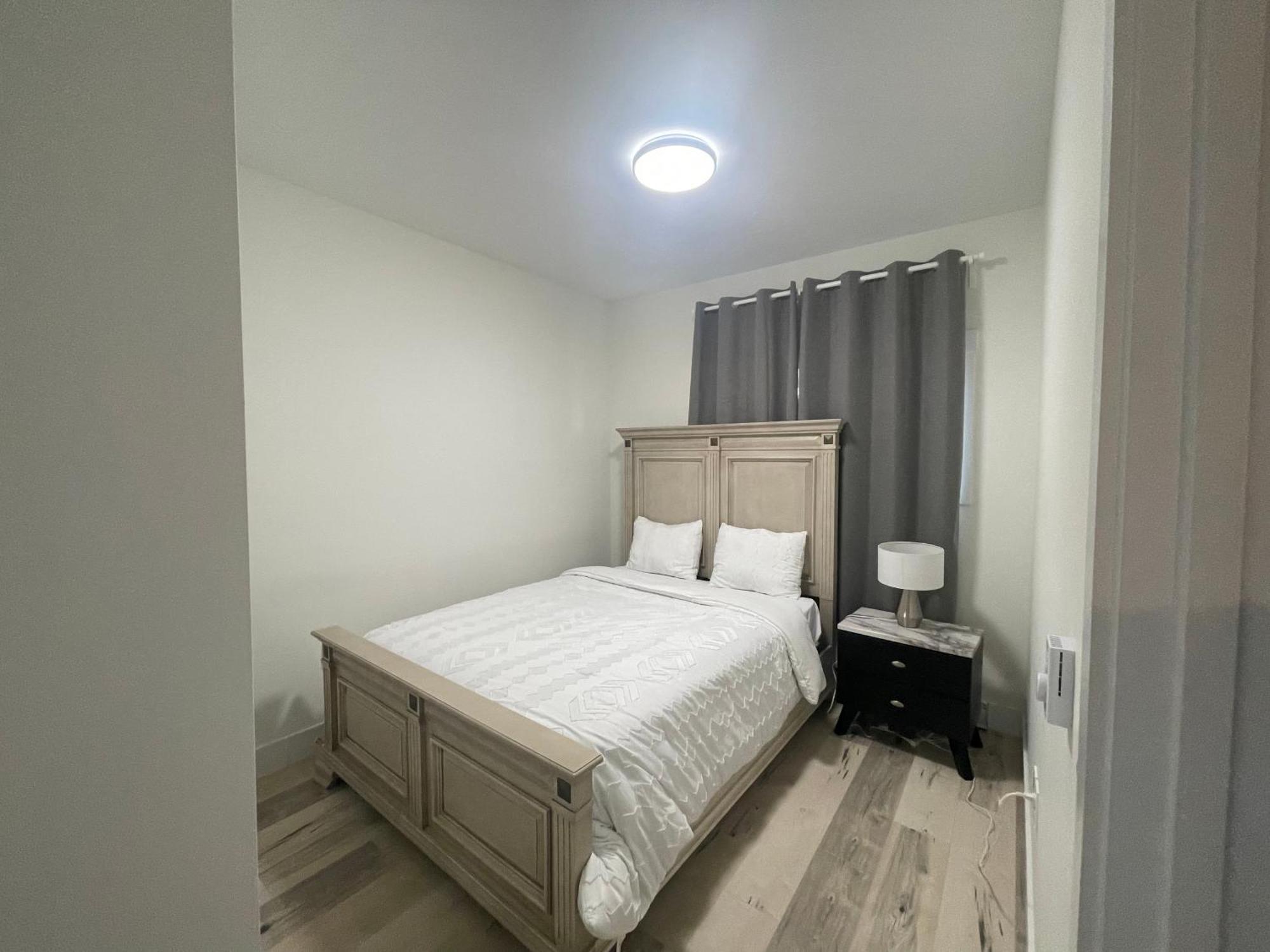 Apartment 1-bedroom Basement