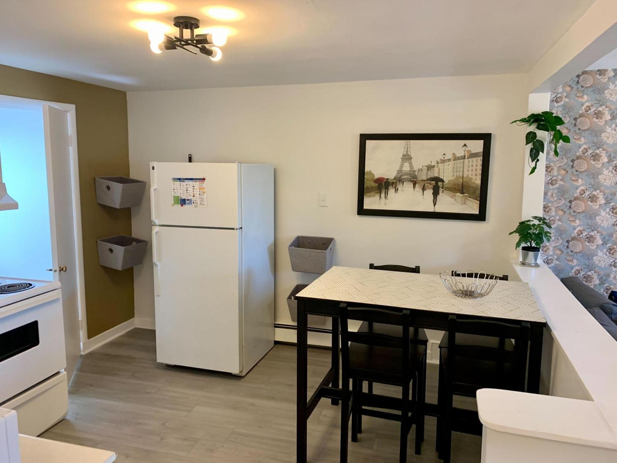 Apartment New! Tastefully Designed 1-bdrm, Charming North End, #3 Halifax