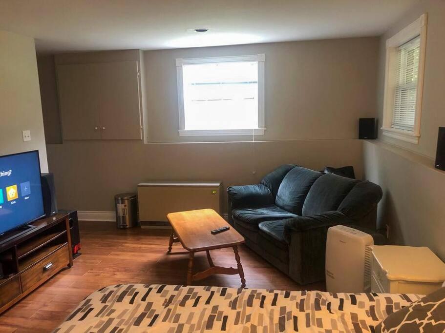 Apartment Modern 1br Centrally Located Halifax