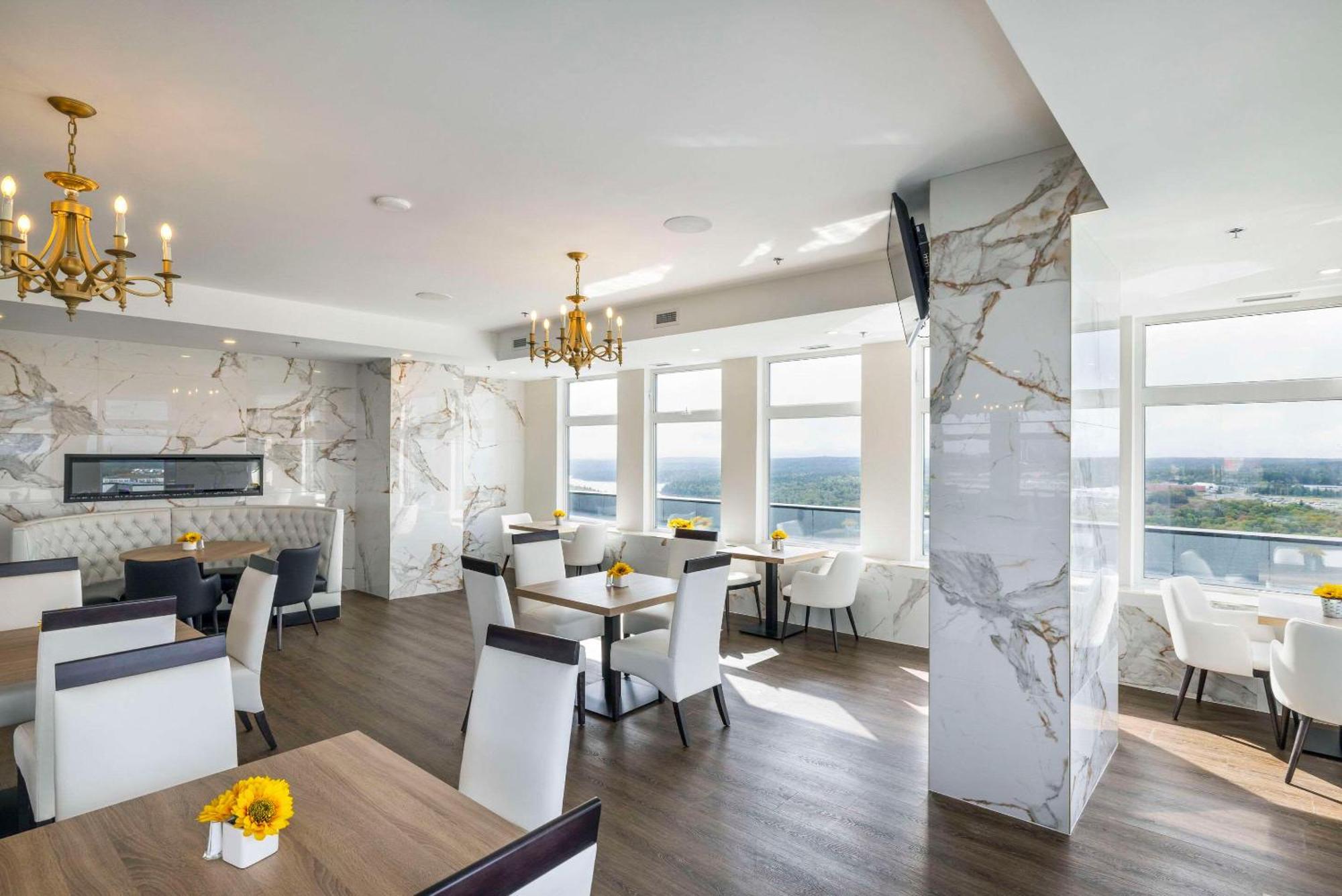 Hotel Tower & Conference Centre, Ascend Collection