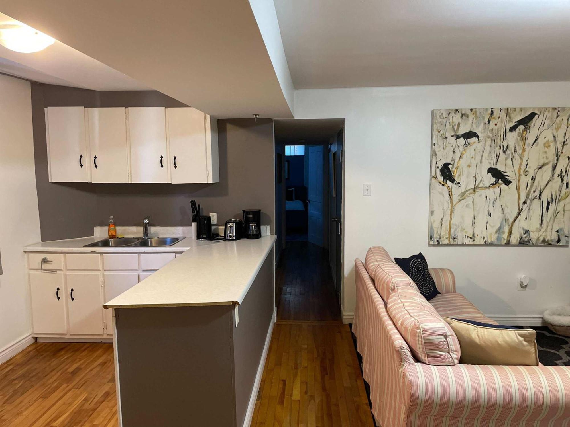 Apartment Inglis Heritage Cozy 2-bedroom Near Waterfront & Dining, Unit D Halifax