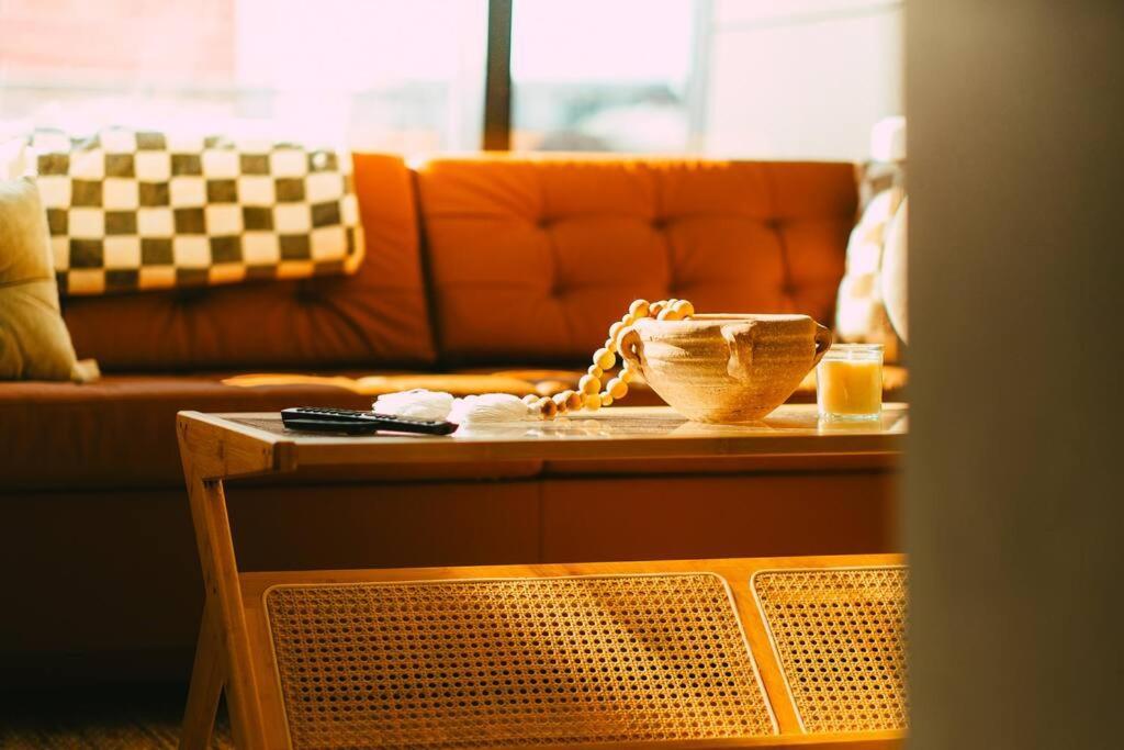 Apartment New Cozy Downtown Loft With Free Parking *