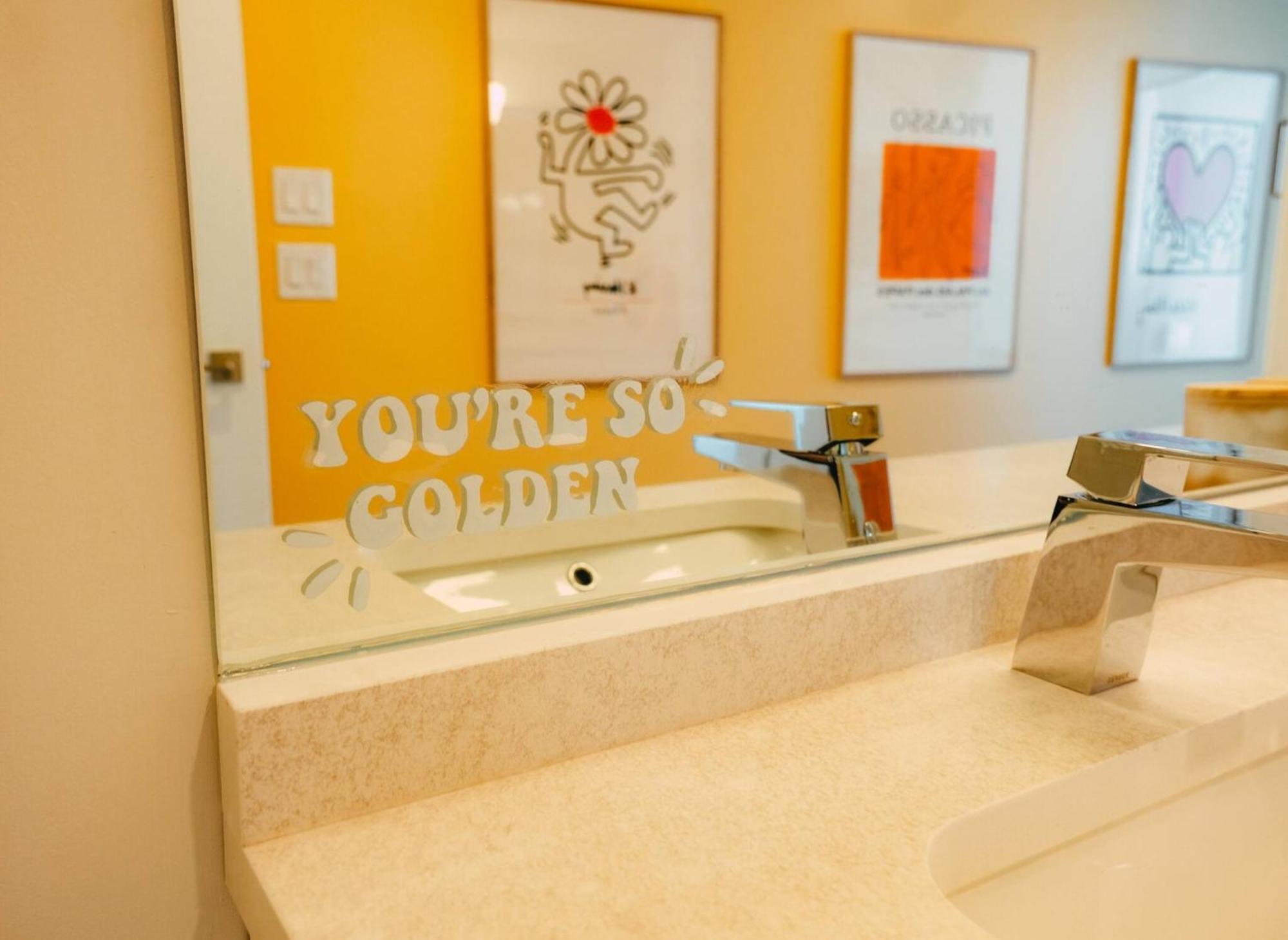 New Pause Penthouse Lofts - Downtown - Free Parking Halifax