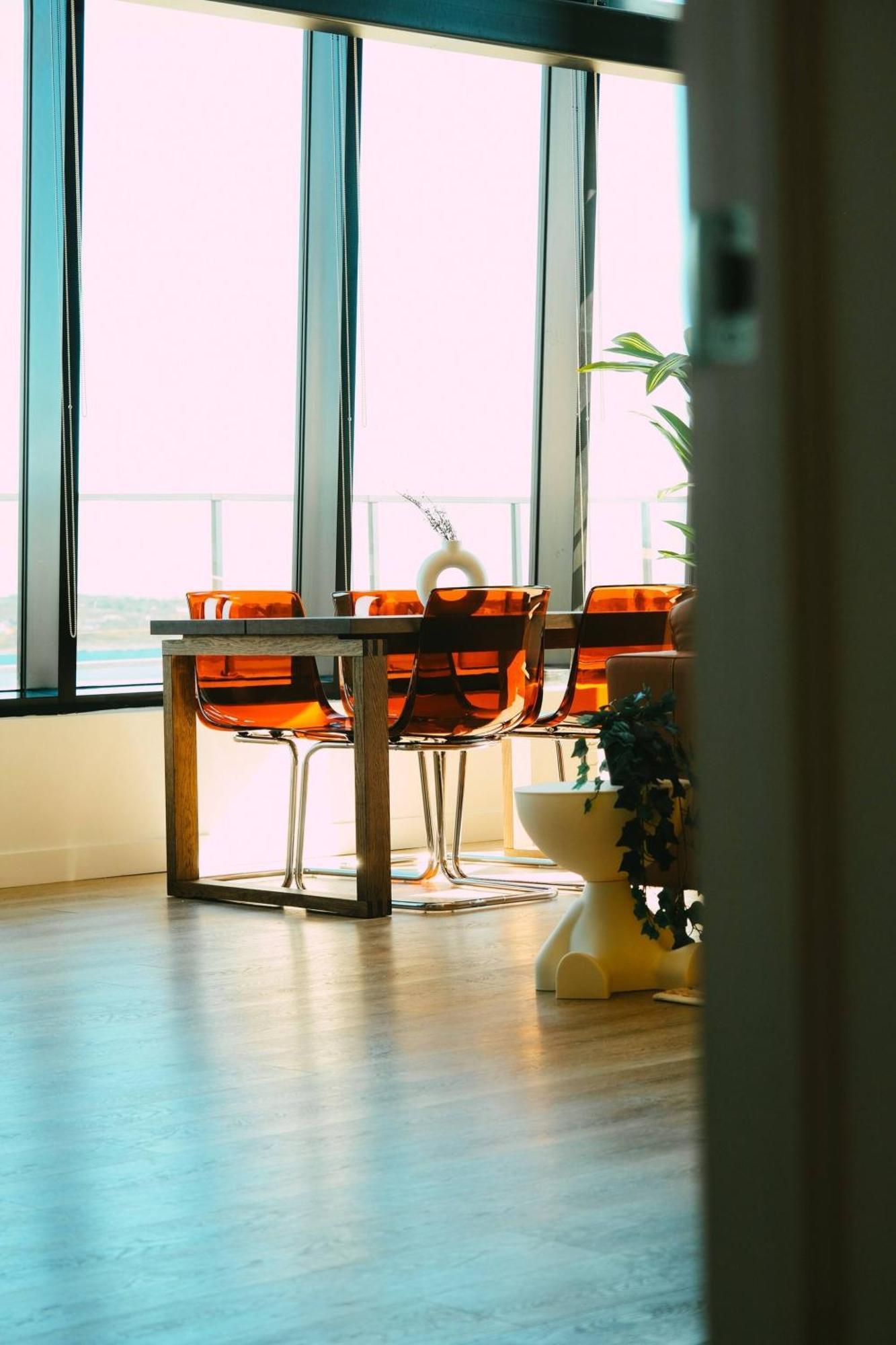 New Pause Penthouse Lofts - Downtown - Free Parking