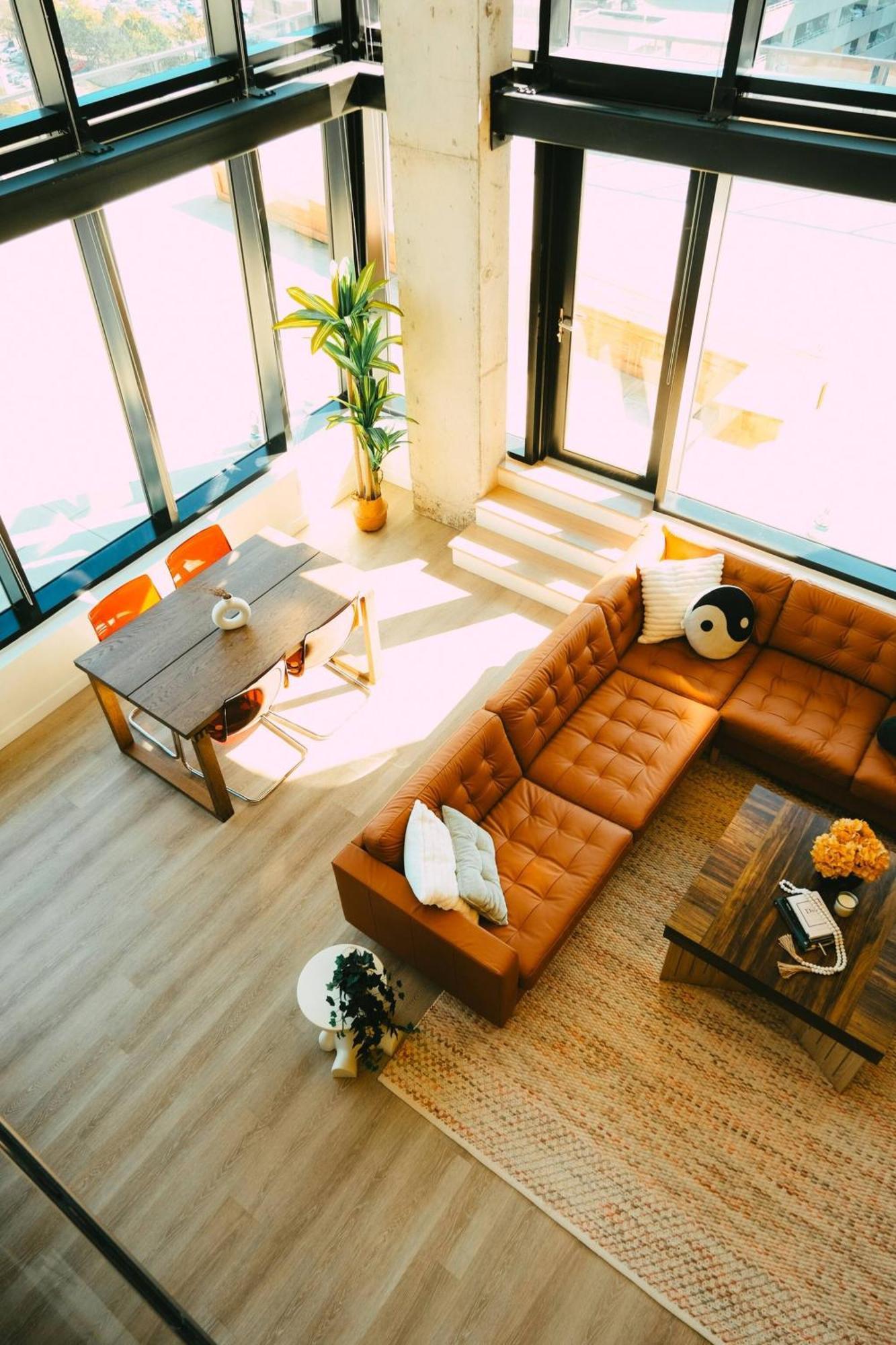 New Pause Penthouse Lofts - Downtown - Free Parking