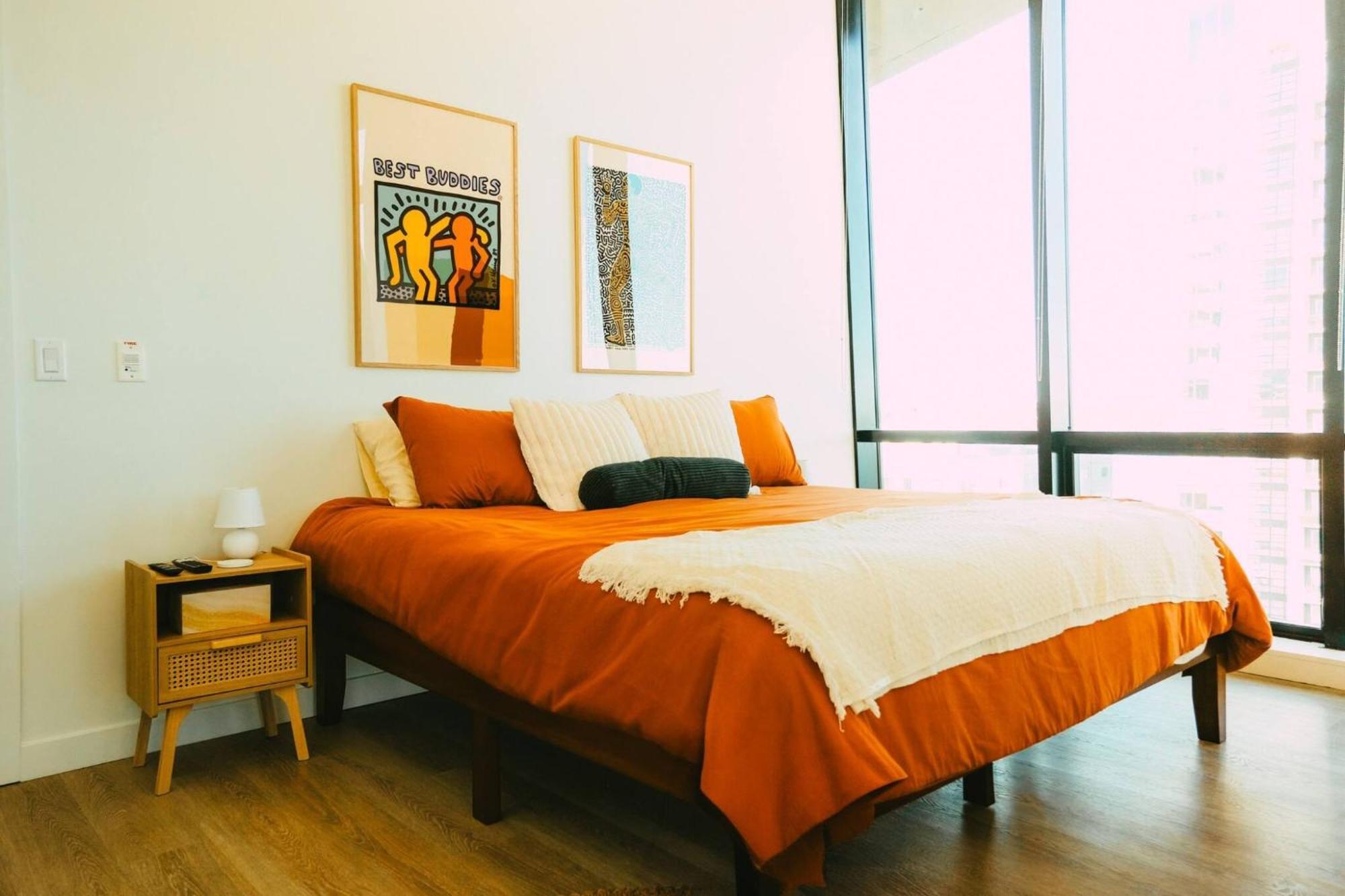New Pause Penthouse Lofts - Downtown - Free Parking * Halifax