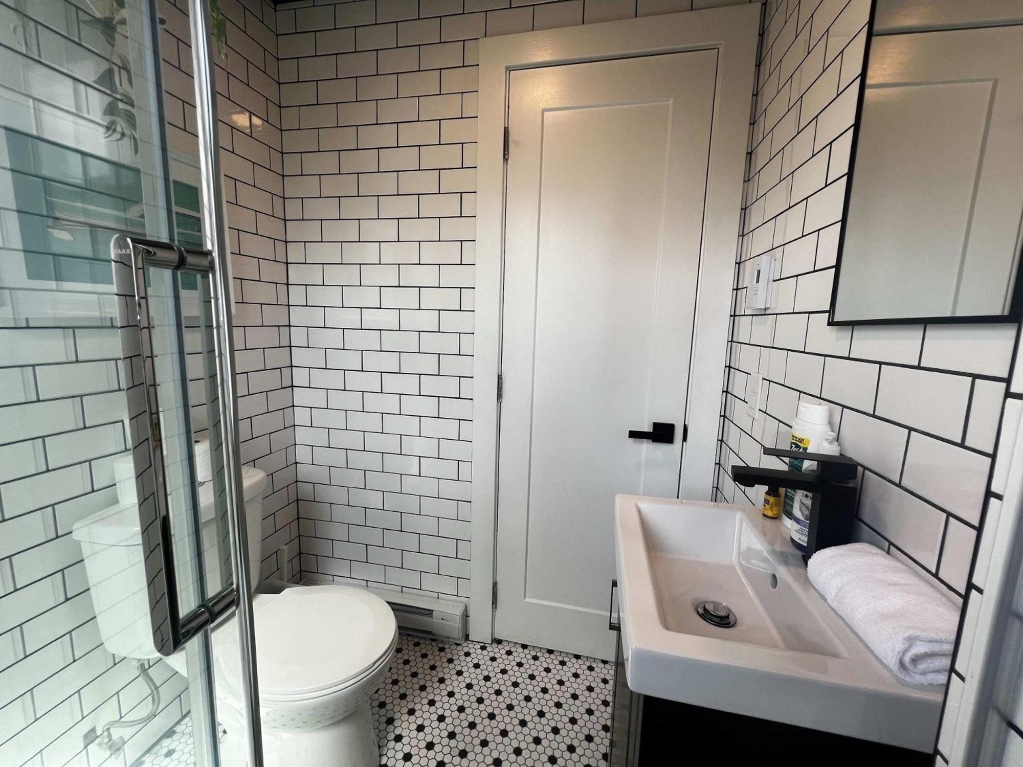 Calm Stunning Downtown Views, Unit 8 Apartment Halifax