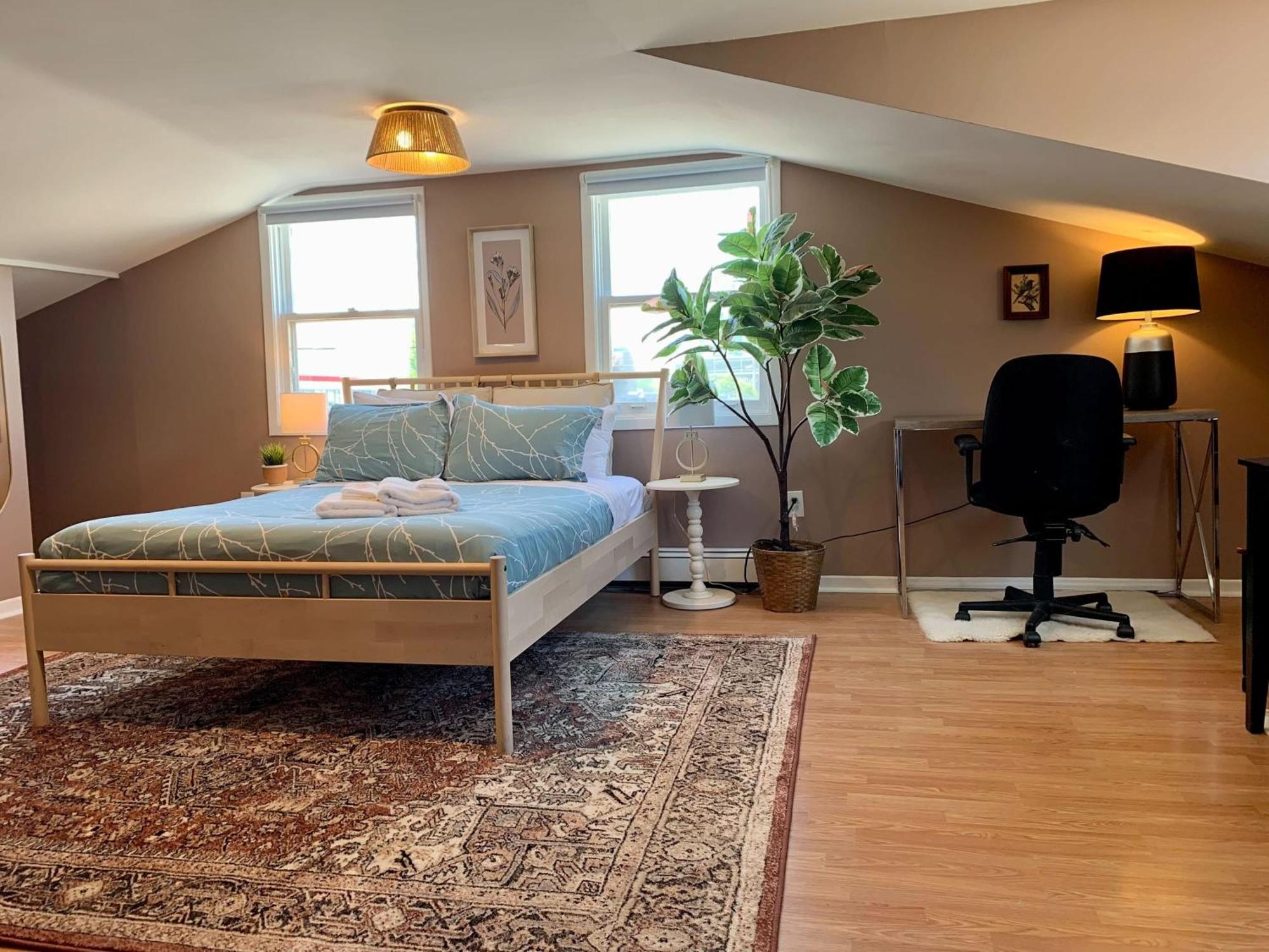 Apartment Loft Life With Comfort In The Heart Of Halifax, Unit #5 *