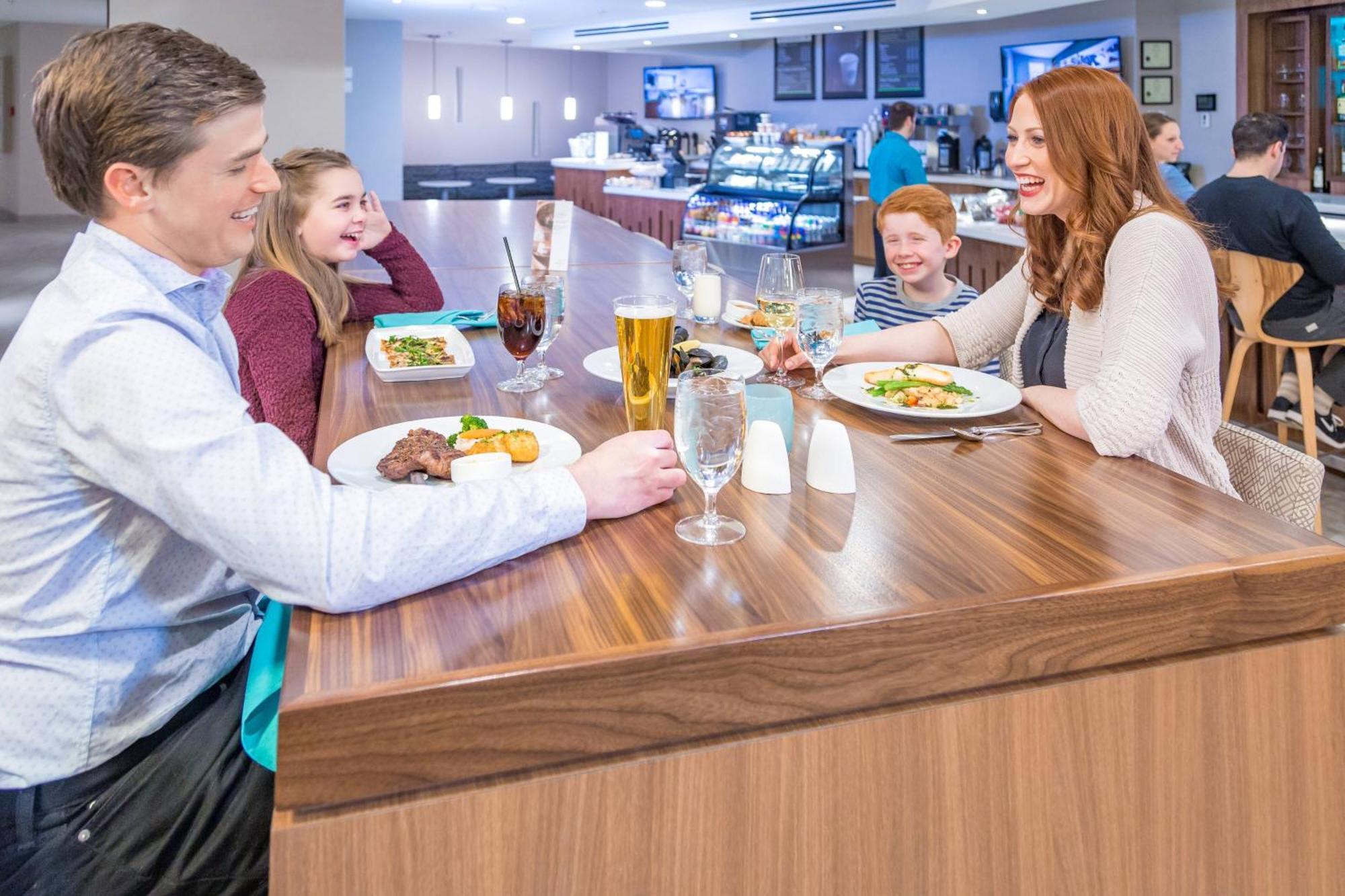 Hotel Delta By Marriott Dartmouth 4*