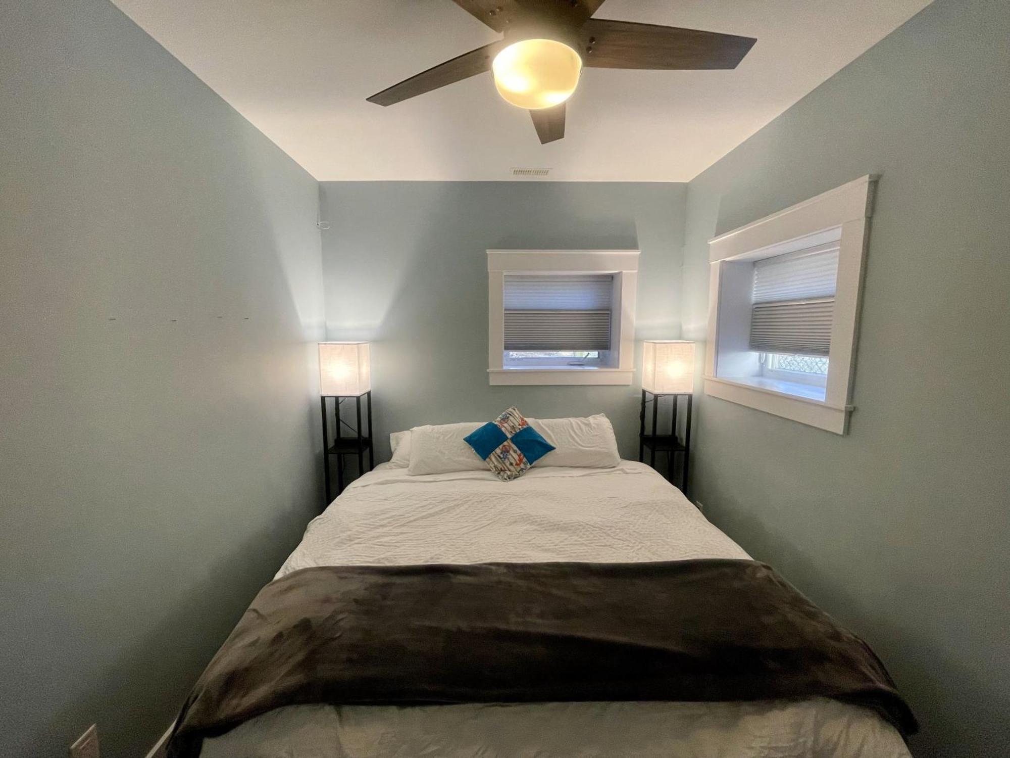 Long Getaway - Quiet Accessible With No Stairs / Steps Halifax