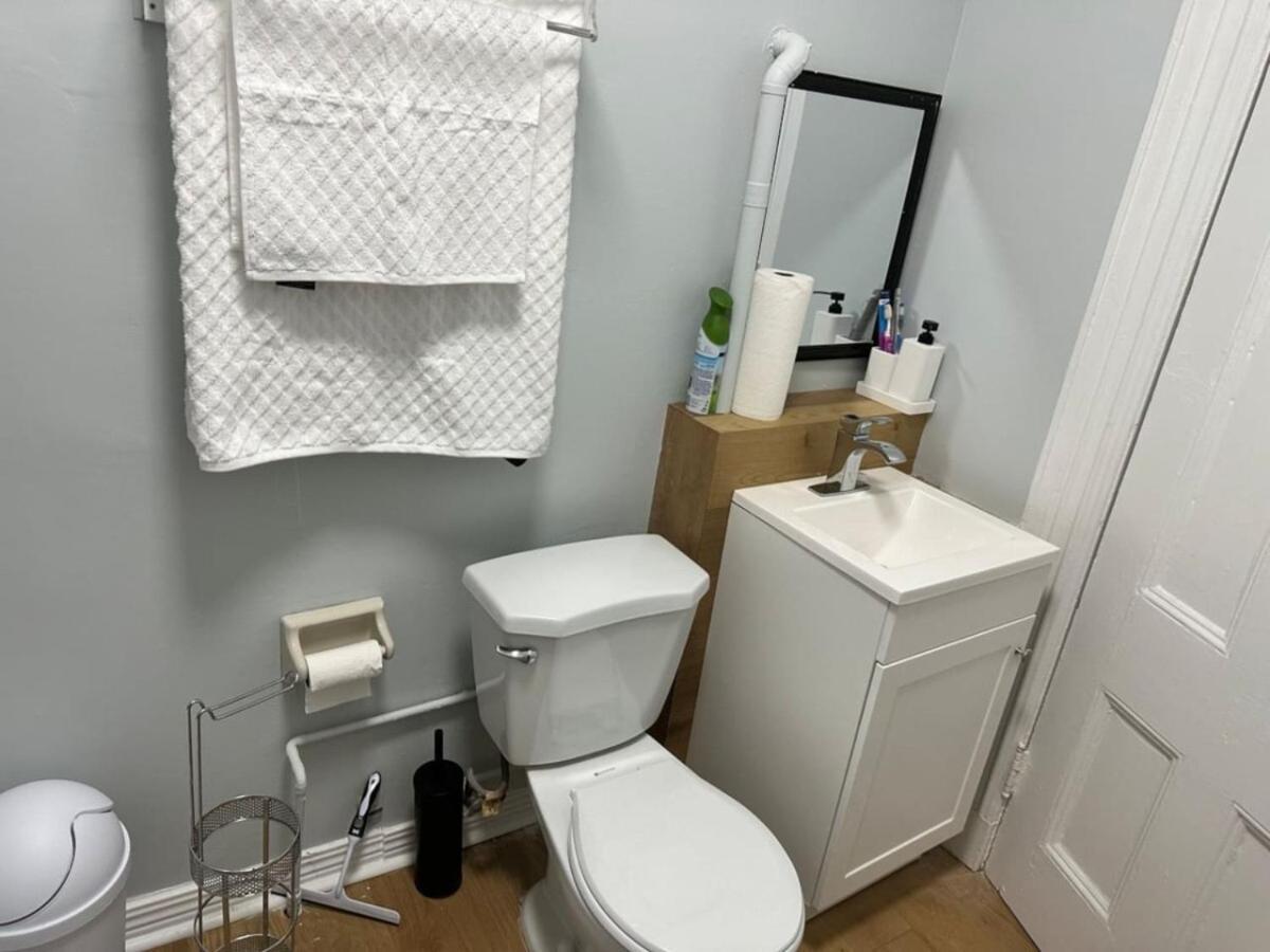 Spacious Stylish Gem Steps From The Pier Apartment Halifax