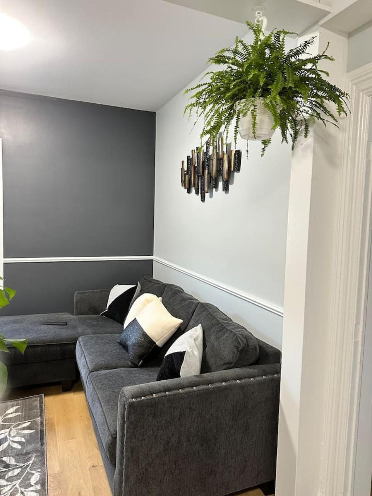 Spacious Stylish Gem Steps From The Pier Halifax