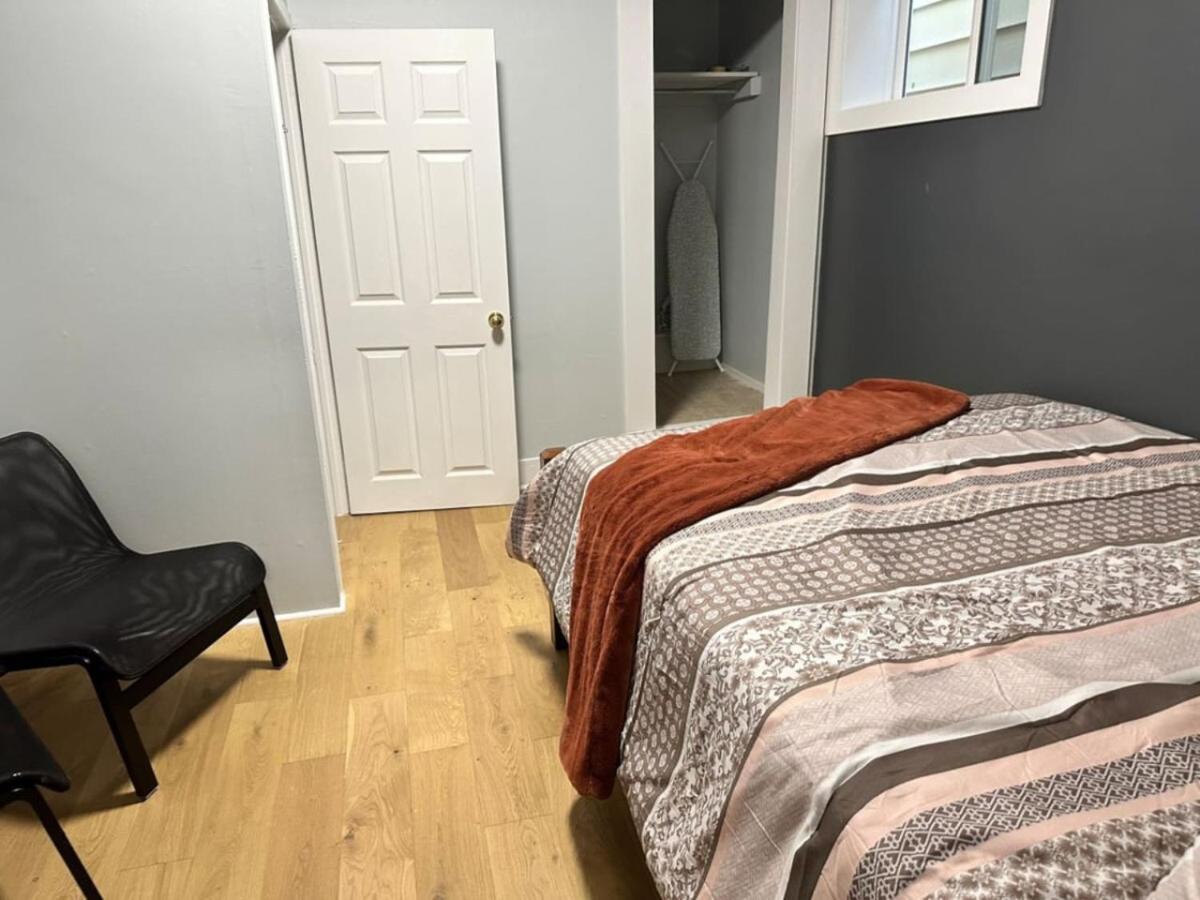 Spacious Stylish Gem Steps From The Pier * Halifax
