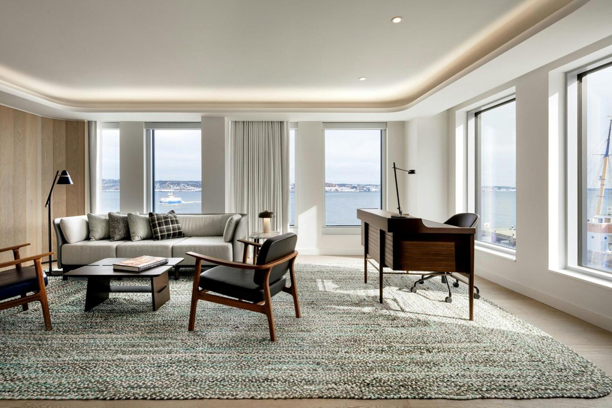 Muir, A Luxury Collection Hotel, Halifax 5*