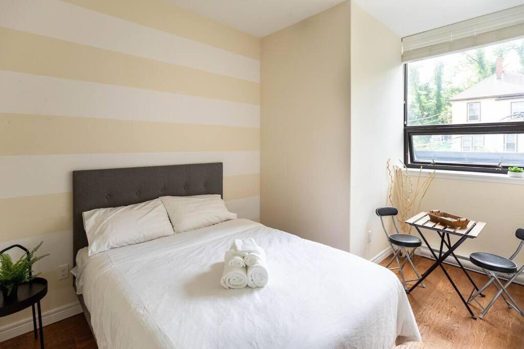 Quaint Loft With Ac Abundance Of Sunlight, Unit #4 Halifax