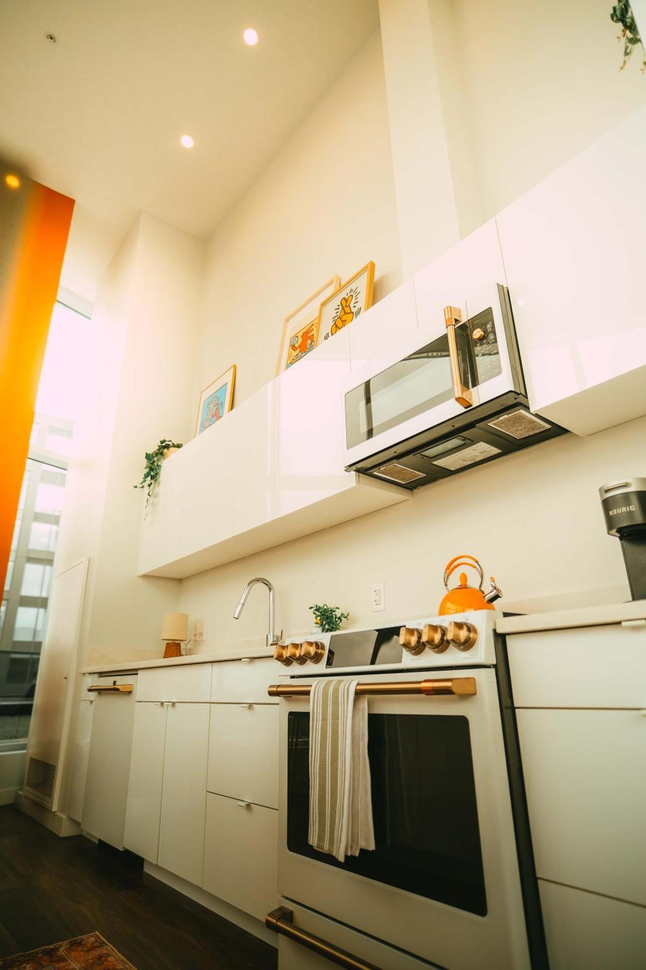 Pause Ph - Luxe With Views - Free Parking * Halifax