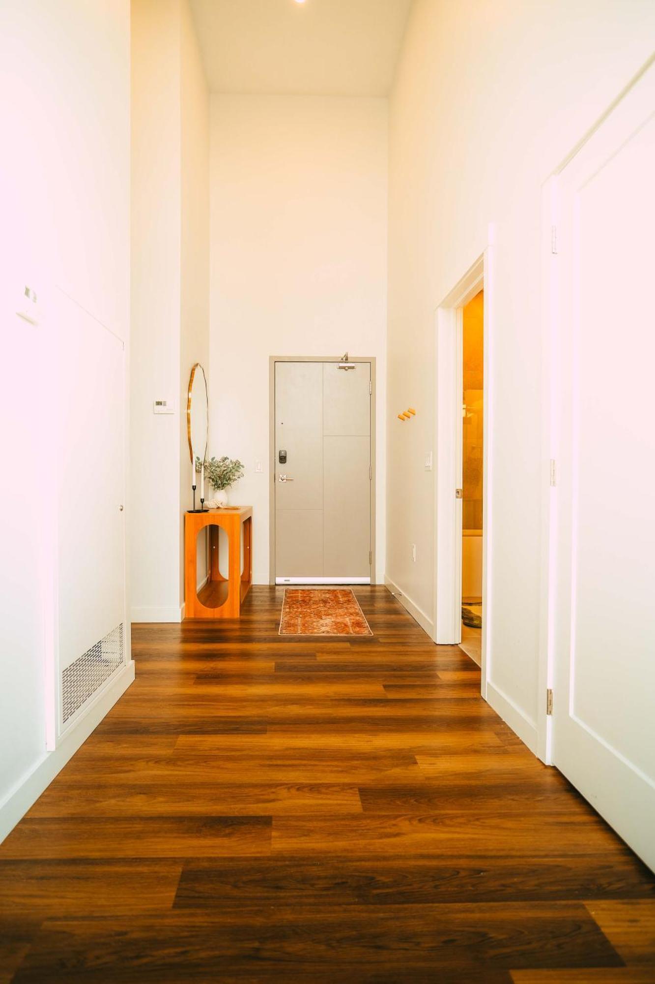 Apartment Pause Ph - Luxe With Views - Free Parking Halifax