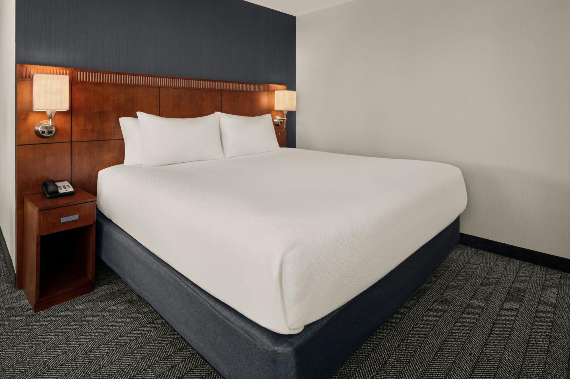 Hotel Courtyard By Marriott Downtown Halifax