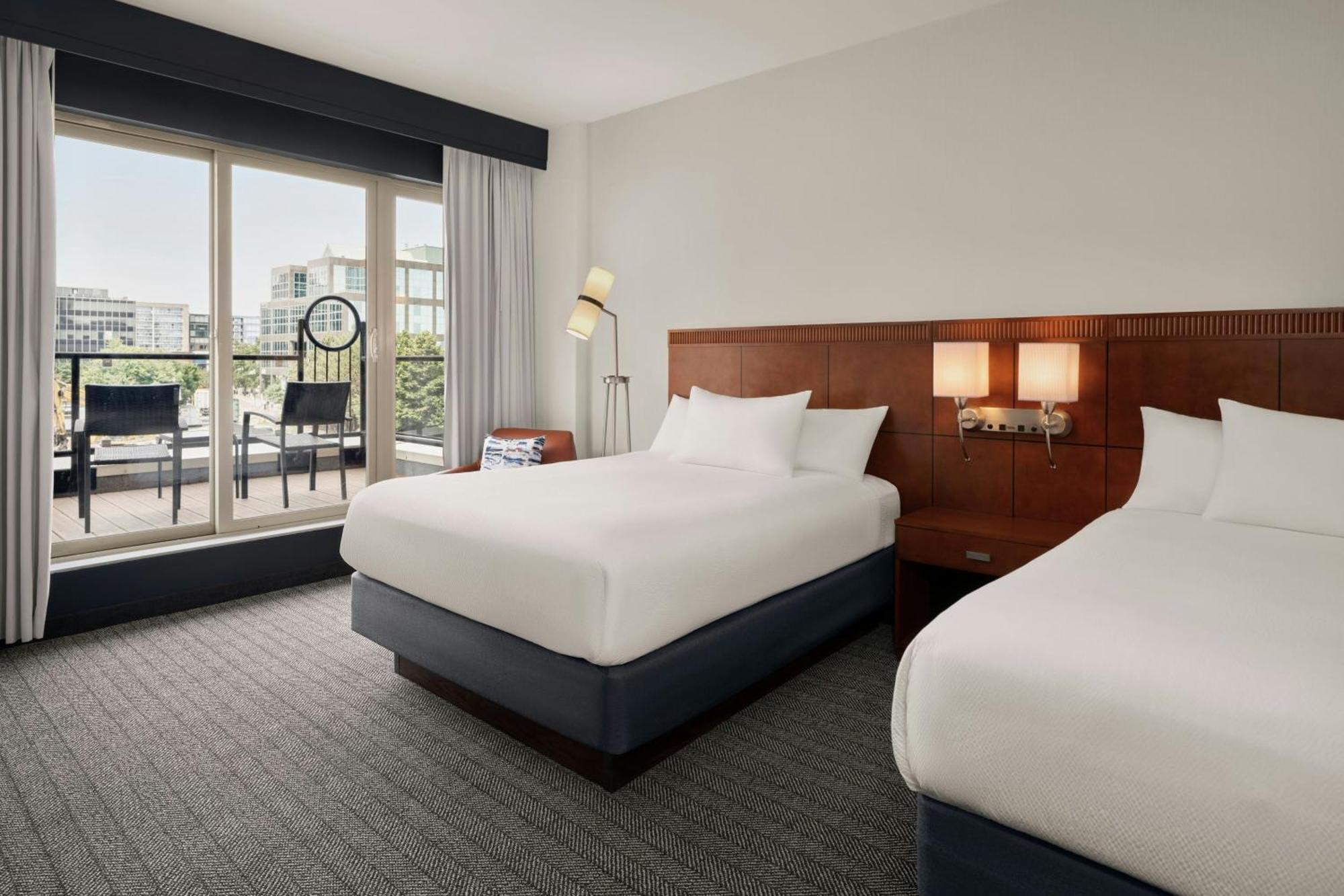 Courtyard By Marriott Downtown Halifax