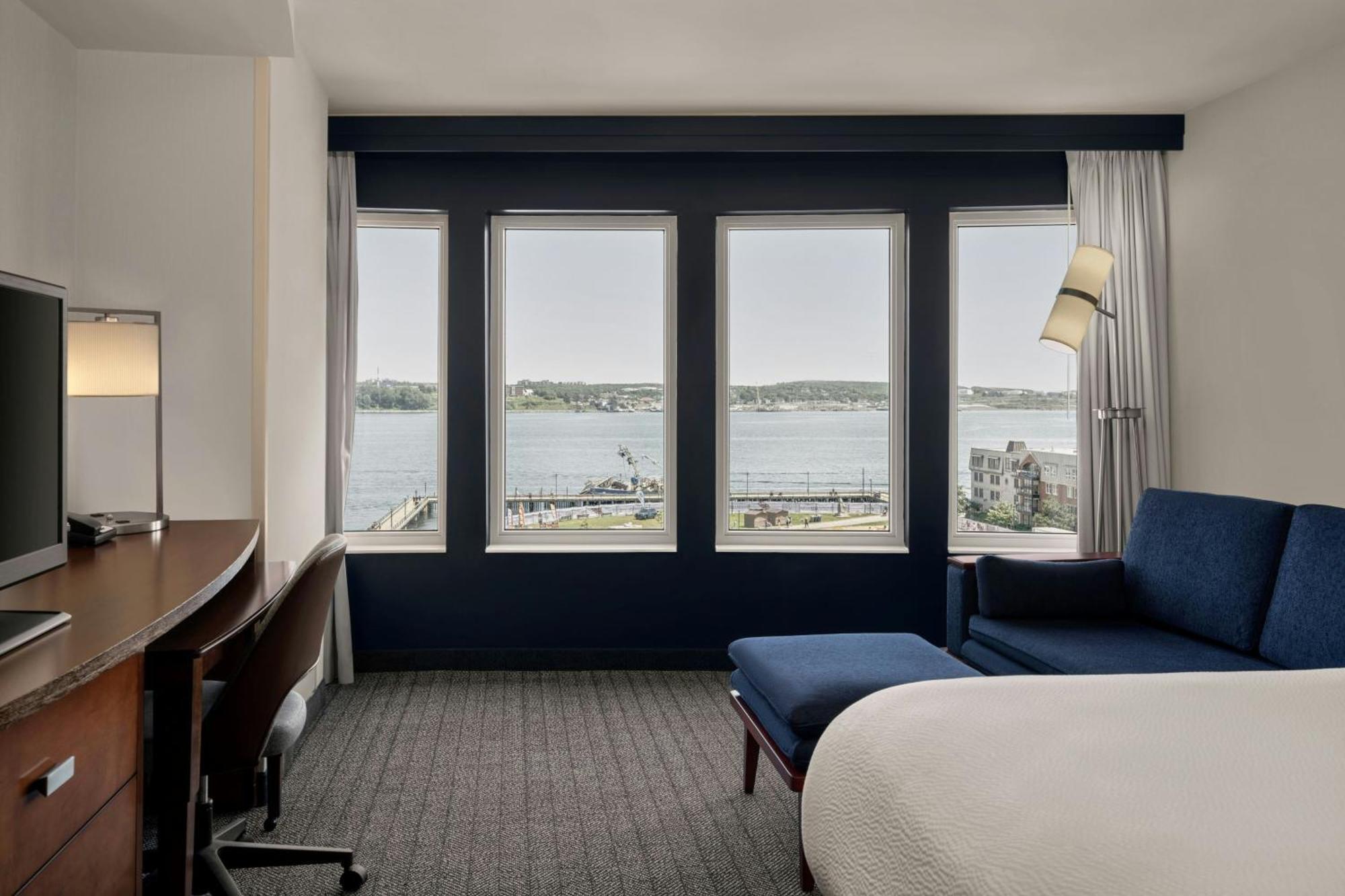 Courtyard By Marriott Downtown 3* Halifax