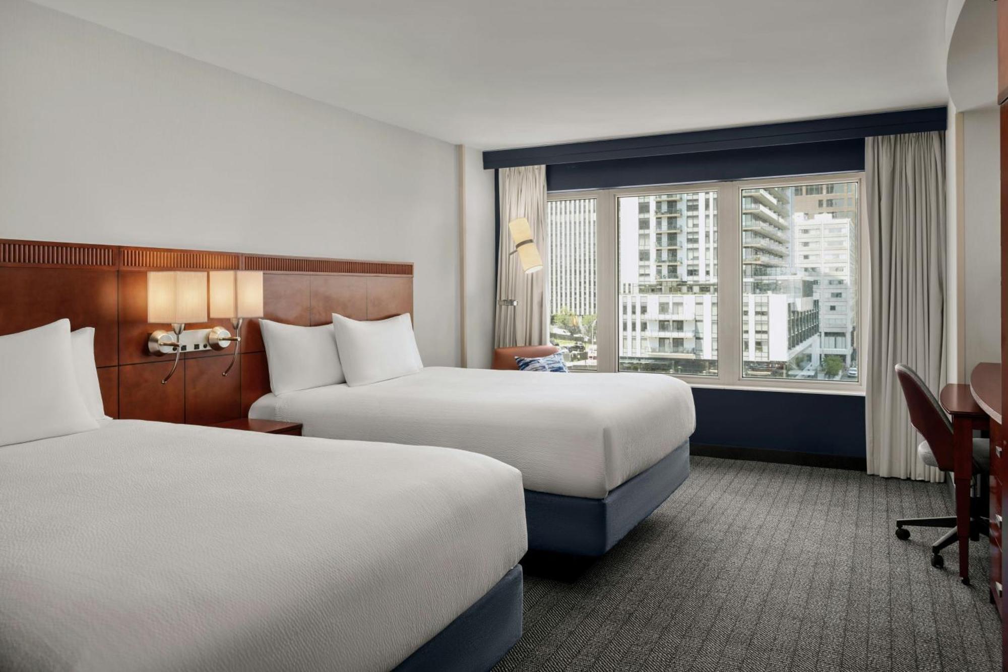 Hotel Courtyard By Marriott Downtown