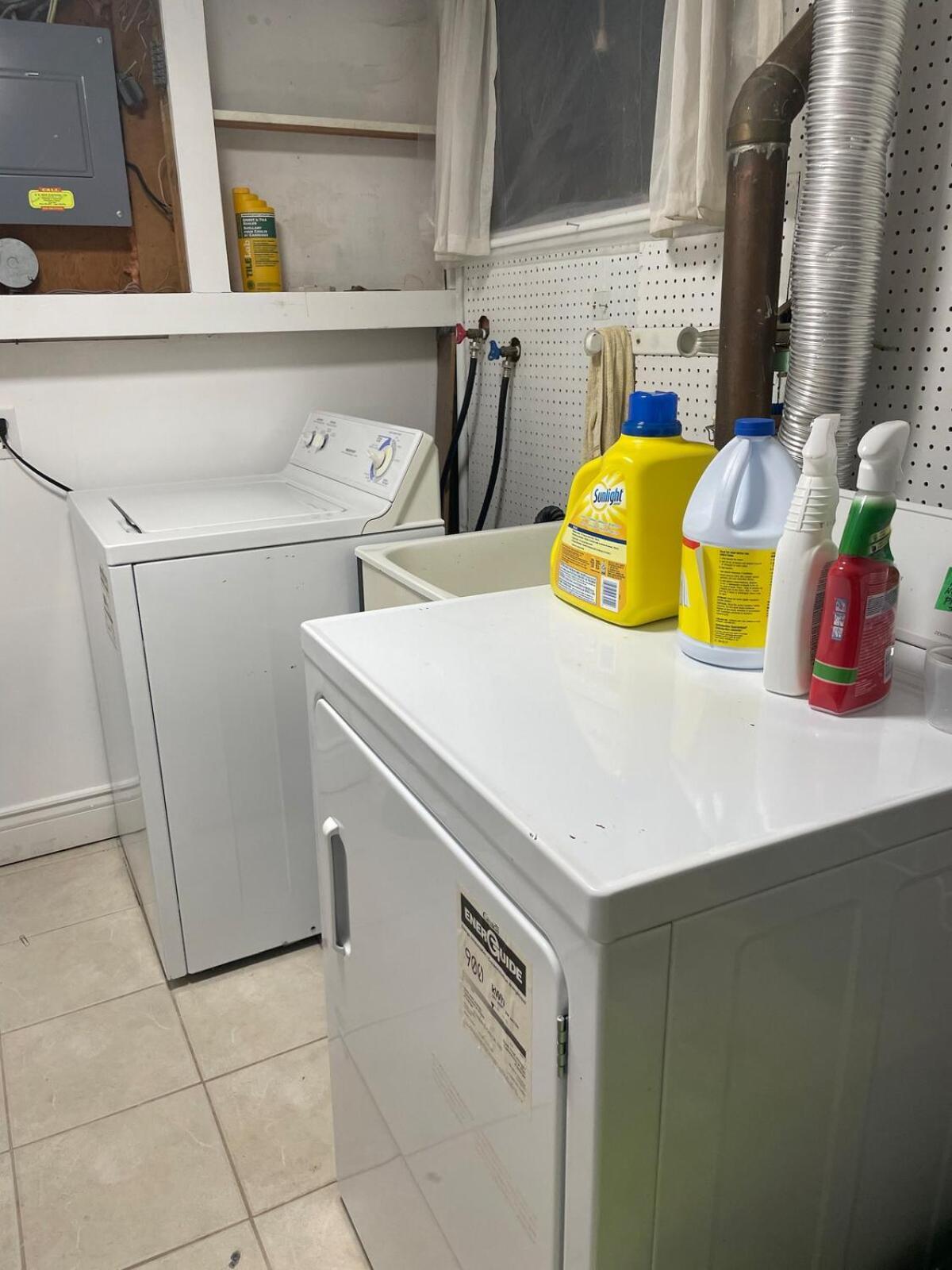 Private Bedroom-washroom-small Living *